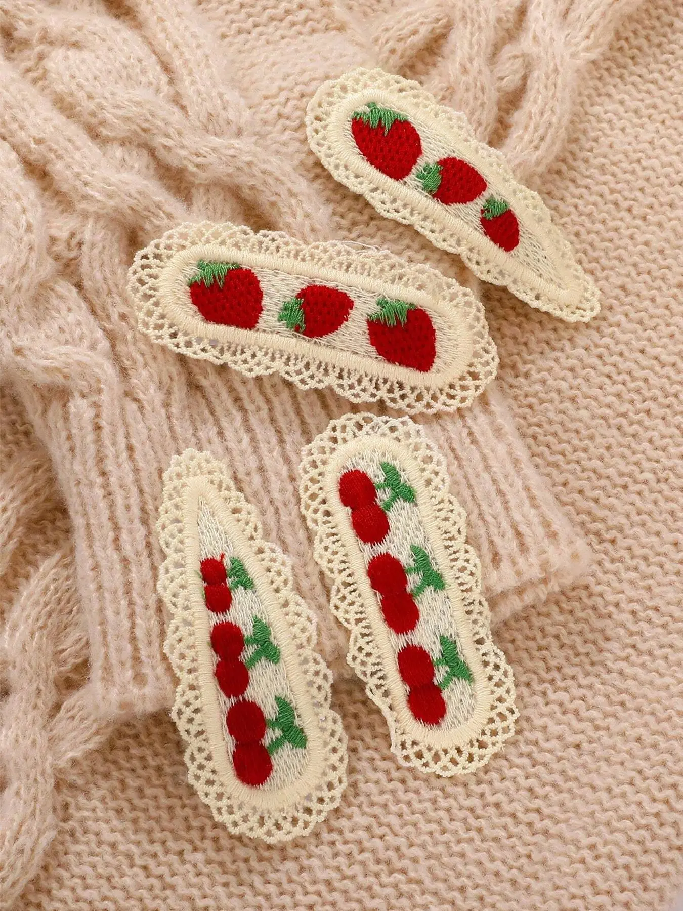 Temperament Cherry & Strawberry Pattern Crochet Hair Clip (4pcs/set), Barrettes Hair Clips, Super Cute Clips, Cute Lovely Hair Accessories for Women & Girls, Fashion Hair Accessories for Daily Wear