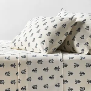 Queen Ultra Soft Flannel Sheet Set Blue Woodblock - Threshold