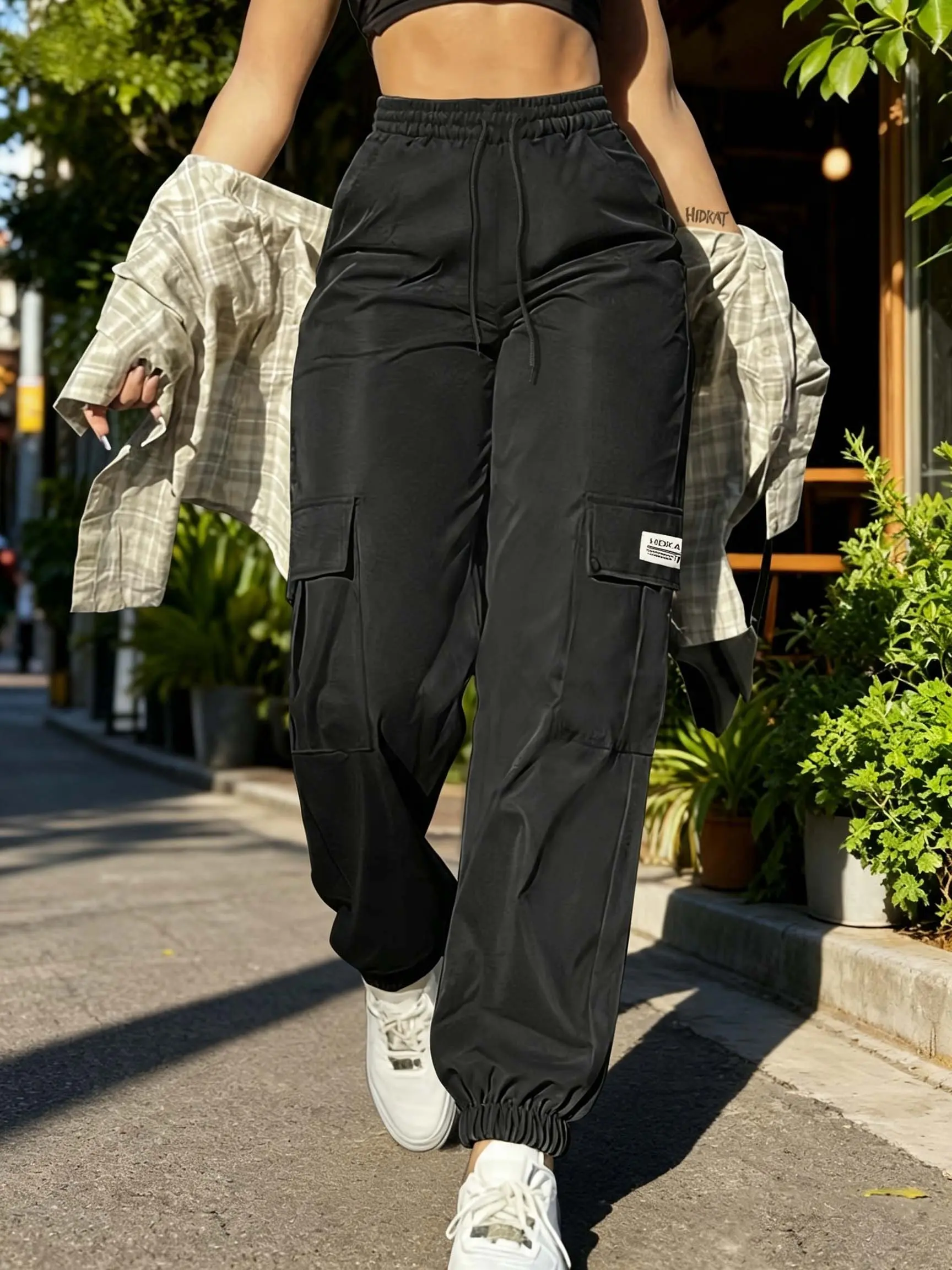 Women's Casual Lightweight Solid Color Cargo Pants, Drawstring Waist, Pockets, Outdoor Joggers, Sports & Casual Wear, Y2K Style, Spring/Autumn Black