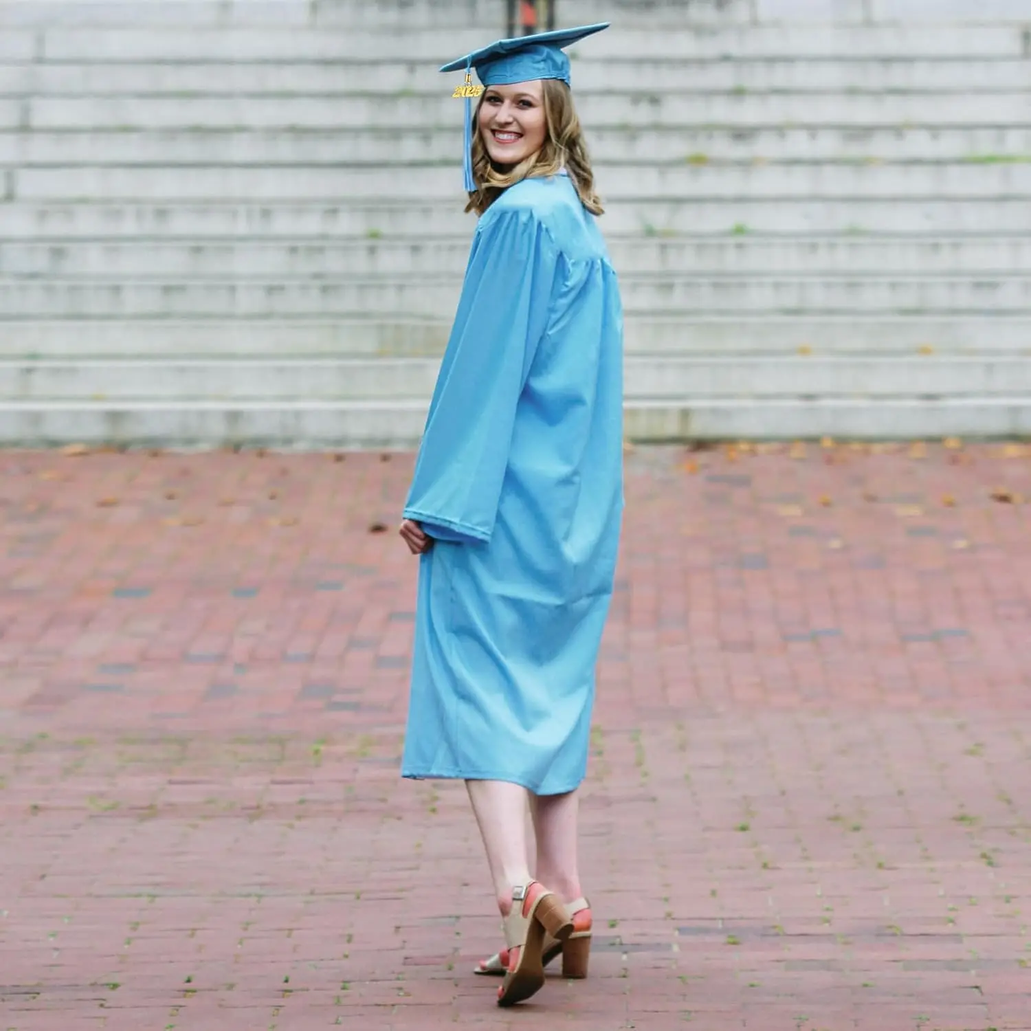 Matte Graduation Cap and Gown 2026 Set with Tassel Graduation for High School College Bachelor Matte Graduation Cap and Gown 2026 Set with Tassel Graduation for High School College Bachelor