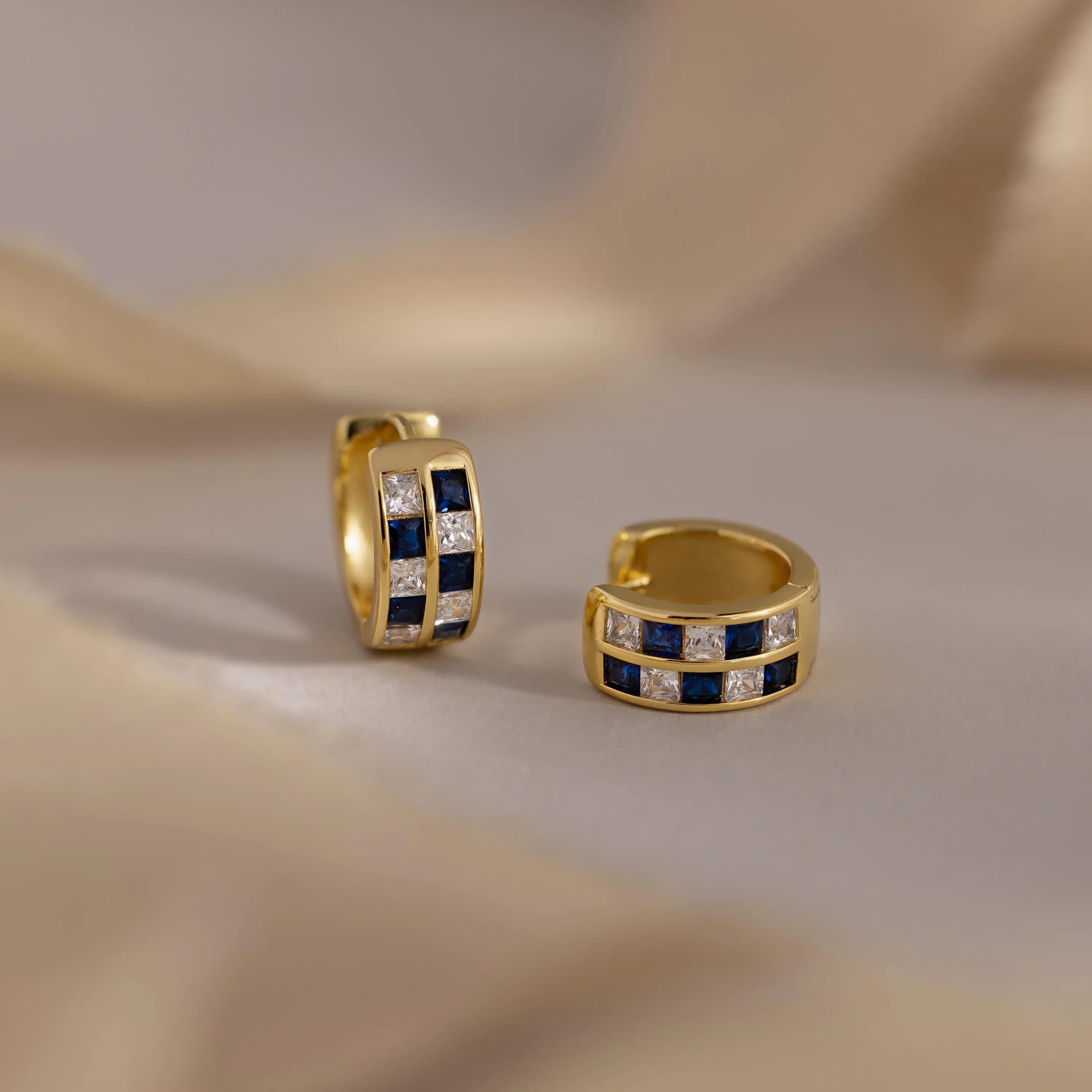 Royal Blue Checkered Huggies by Caitlyn Minimalist - Chunky Art Deco Diamond Huggie Earrings - Geometric Crystal Earrings for Women - Statement Jewelry - Best Friend Gift