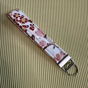Flora Wristlet