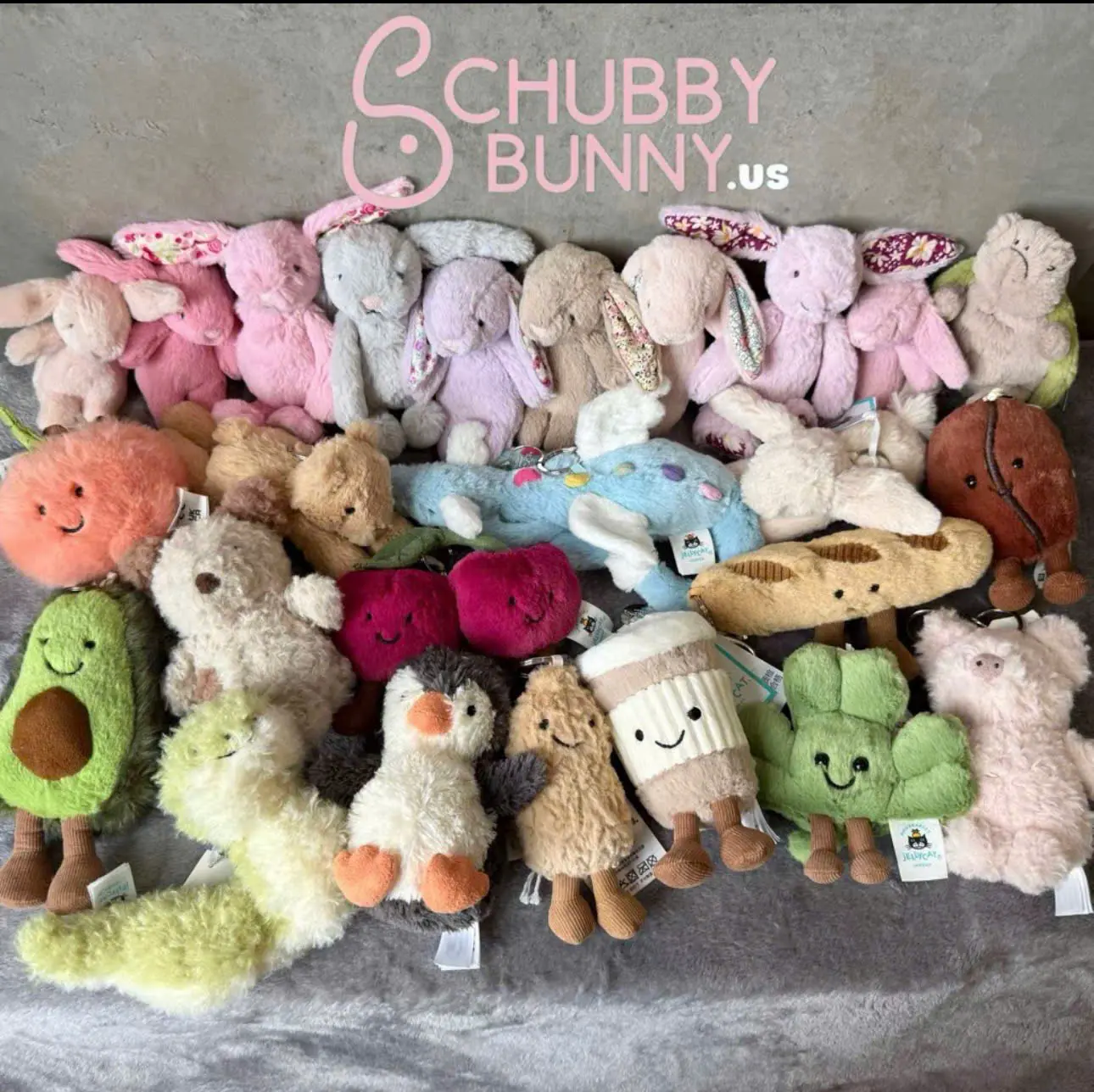 Genuine Jellycat keychains, super beautiful and cute.
