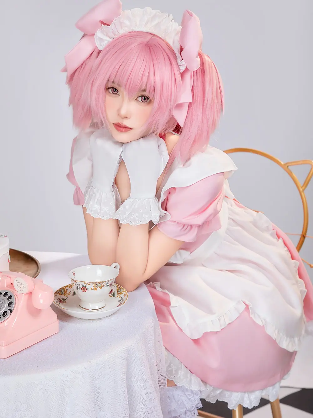 Magical Girl Anime Costumes for Women, Elegant Maid Cosplay Clothes with Layered Lace and Heart Accents, Complete Dress Set with Accessories, Elegance