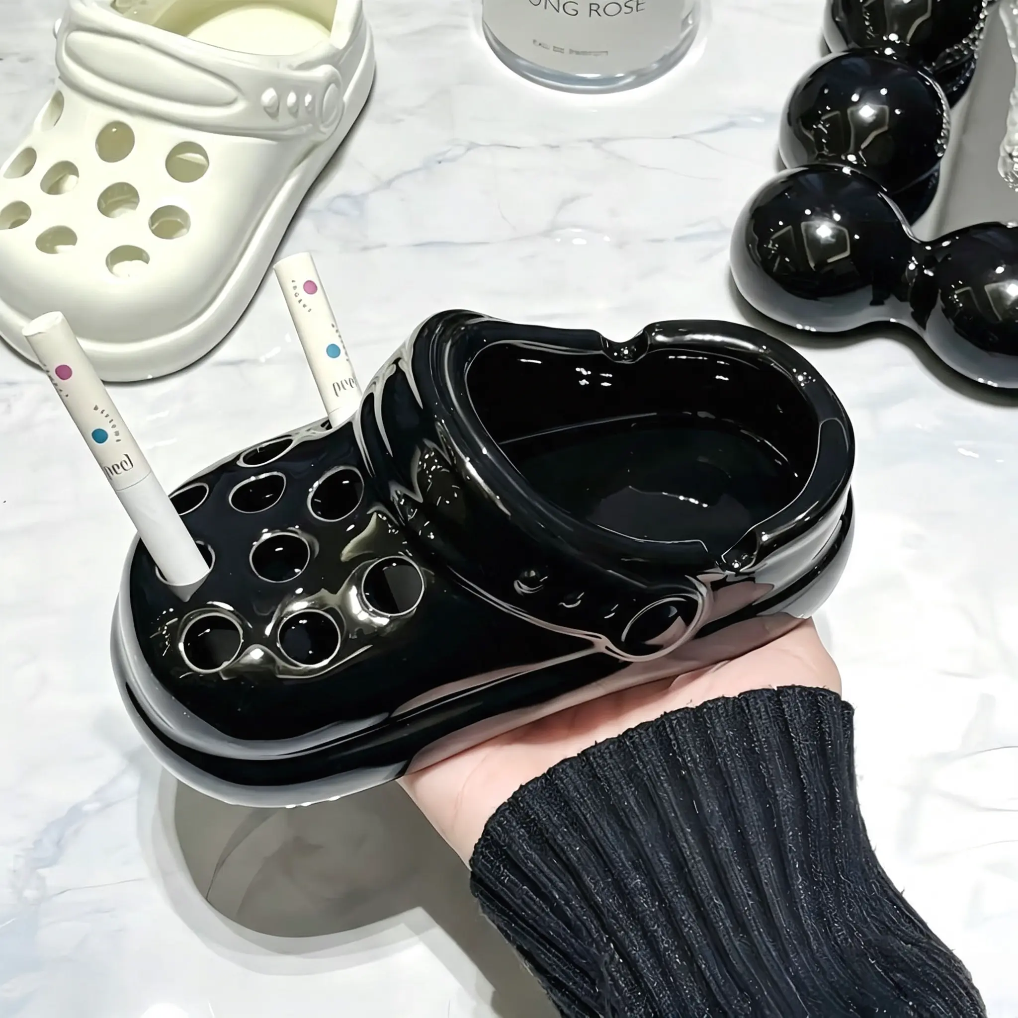 Cute Windproof Ceramic Ashtray for Indoor & Outdoor Patio Porch - Desk Ornament for Office & Home Decor - Unique Birthday, Thanksgiving & Christmas Gift Idea for Smokers, Men & Women
