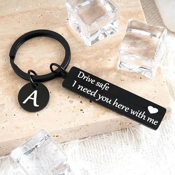 Customizable Name Engraved Keychain - Personalized Message Metal-Coated Keyring, 26-Letter Option, 30+ Heart Designs, Car Accessory Gift for Car Lovers (Valentine/Birthday Occasions), Name Engraved Keychains, Customizable Keychains