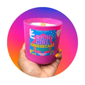 RICH GIRL CHEESECAKE CANDLE