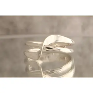 Whisper of the Wind - Over 5 Grams Of 925 Sterling Silver Ring