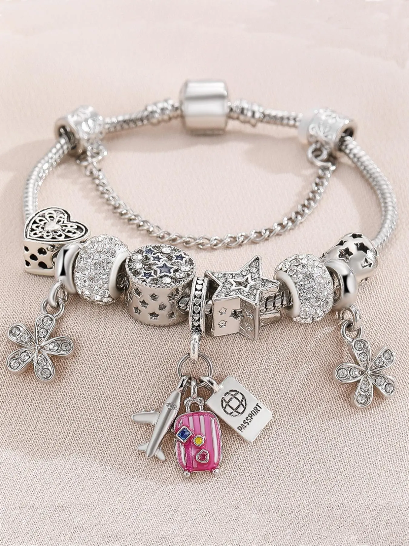 Rhinestone Decorated Bracelet with Charms, Fashionable Jewelry for Women & Girls, Trendy All-match & Exquisite Jewelry for Birthday Gift, Jewelry Gifts, Bracelet with Pendant, Fashionable Bracelet Style