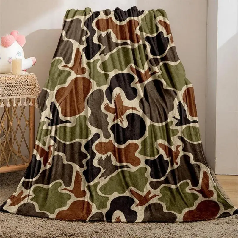 Camouflage Military Pattern Flannel Throw Blanket, Green Camo Print Blanket for Boys Bedroom Cabin and Outdoor Themed Room, Tactical Reading Chair Accent, Birthday Holiday Gift for Camo Style Lovers