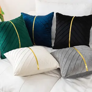 Velvet Throw Pillow Covers, Pack of 2 Soft Gold Decorative Cushion Covers for Couch Sofa Living Room Home Decoration, 18x18 inch, Home Textile