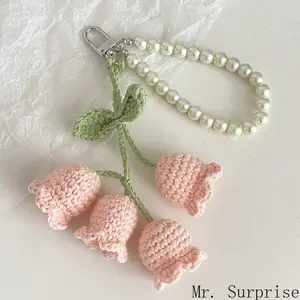 Korean Style Crochet Bell Flower Keychain Cute Pearl Chain Knitted Key Ring Handmade Yarn Woven Bag Charm Fashion Sweet Girl Backpack Pendant Exquisite Bag Decoration Accessory Gift