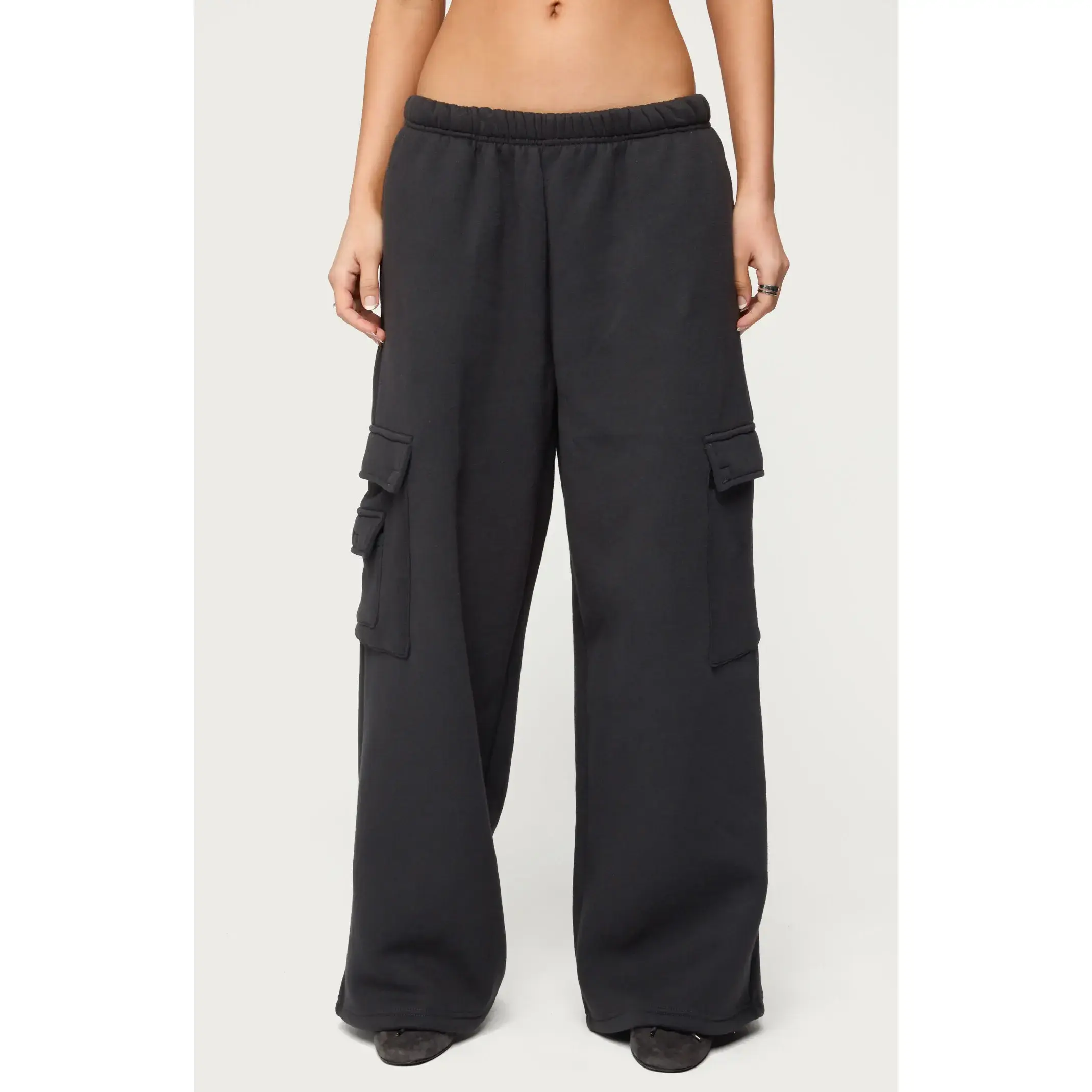 Edikted Women's Petite Wide Leg Cargo Sweatpants
