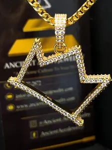 Iced Out Crown Basquiat Chain