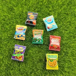 Resin Mini Dollhouse Accessories Food Chips Snack Bags, 10/20 Pieces Set, Suitable for Blyth Ob11 Doll Toys, Perfect for Playtime, Playhouse