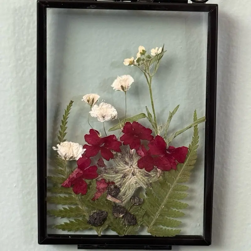 Small Hanging Frame with Pressed Florals - Decorative Floral Display in Framed Design