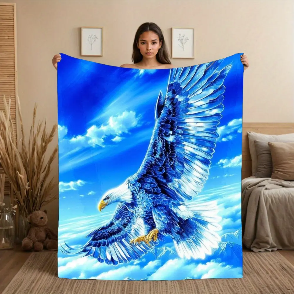 1pc Blue Eagle Sky Flannel Throw Blanket - Realistic Eagle & Clouds Print, Soft Cozy All-Season Lightweight Bedspread, Black/Blue/White/Gray/Teal - Perfect for Couch, Bed, Travel, Camping - Luxury Eagle Design Gift for s &