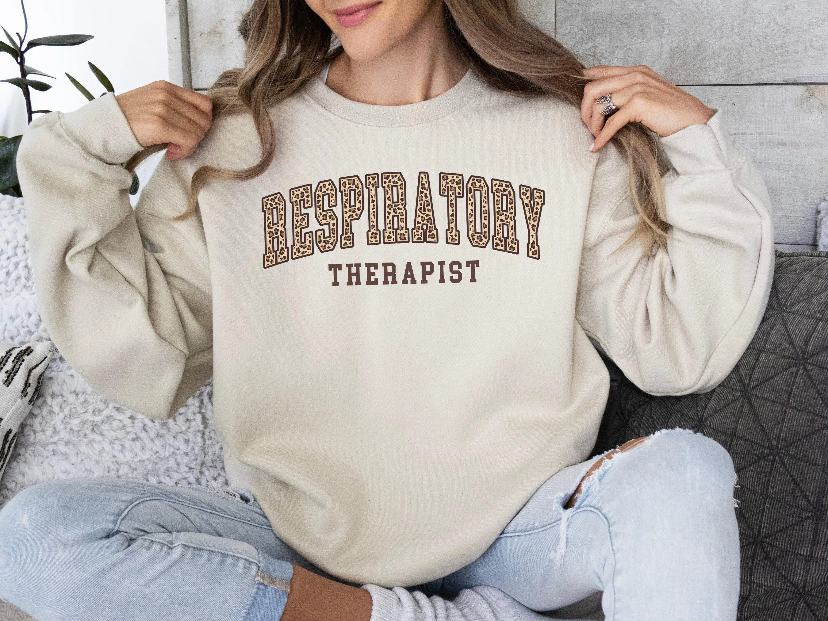Gildan Respiratory Therapist Short Sleeve T-SHIRT / Sweatshirt ,  Respiratory therapy tee , RT tshirt Womenswear Tops