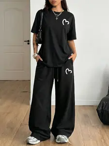 Women's Y2K Heart Print Two Piece Set, Casual Oversized Tee + straight-leg sweatpants, Womenswear | #TwoPieceSet #HeartPrint #Y2KOutfit