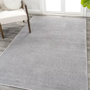 JONATHAN Y Haze Solid Low-Pile Indoor Light Gray Area Rug; for Living Room, Kitchen, Bedroom, Dining Room, Office
