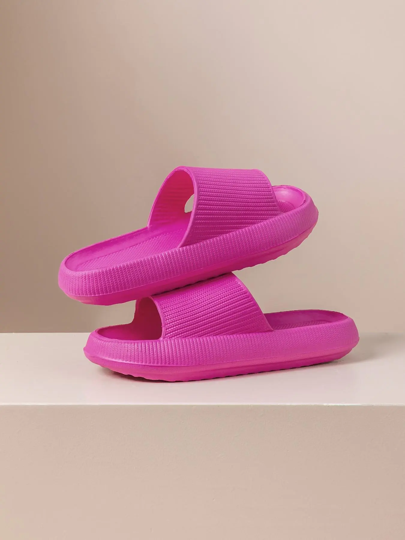Unisex's Solid Color Non-slip Slides, Flat Slippers, Summer Slippers, Casual Comfortable Home Slippers, Soft Comfy Slippers for Indoor & Outdoor Wear, Walking Shoes, Footwear