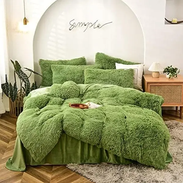 Shaggy Faux  Comforter Set Full/ Size Green Plush Fuzzy Bedding Set Ultra Soft  Microfiber Comforter 3 count (1 Plush Furry Comforter + 2 Pillowcases)