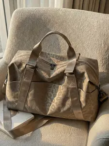 1pc  Large capacity women's travel bag, hand in hand with tote bag, zipper closure, leopard print, fashionable and versatile, casual and simple, suitable for business trips, fitness and portable women's travel bag, Travel Essentials Bag