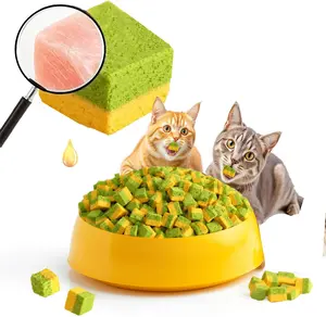 NSWXZDS Cats Grass Treats 100g/3.5oz Edible Cat Chew Toys Freeze Dried 2 IN 1 Kitten Snack Hairball Removal Lickable Catnip for Teeth Cleaning Fish Oil Chicken Flavored Food for Indoor Kitty Dog Sticks