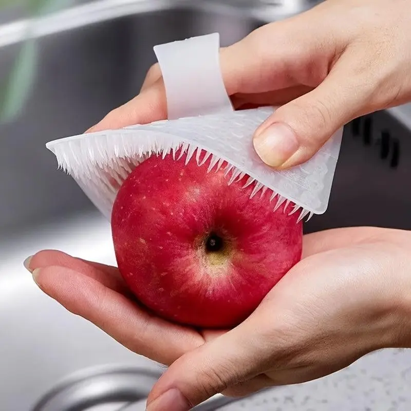 Multifunctional Silicone Fruit and Vegetable Brush, Flexible Food Safety Kitchen Tool, Portable and Easy to Clean, Textured Surface