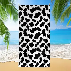 Cow pattern printed bath towel, ultra-fine fiber quick-drying, universal beach towel for swimming pools, hot springs and travel, extra large and quick-drying, travel portable, large travel shawl, suitable for sports, swimming, pool activities, yoga as