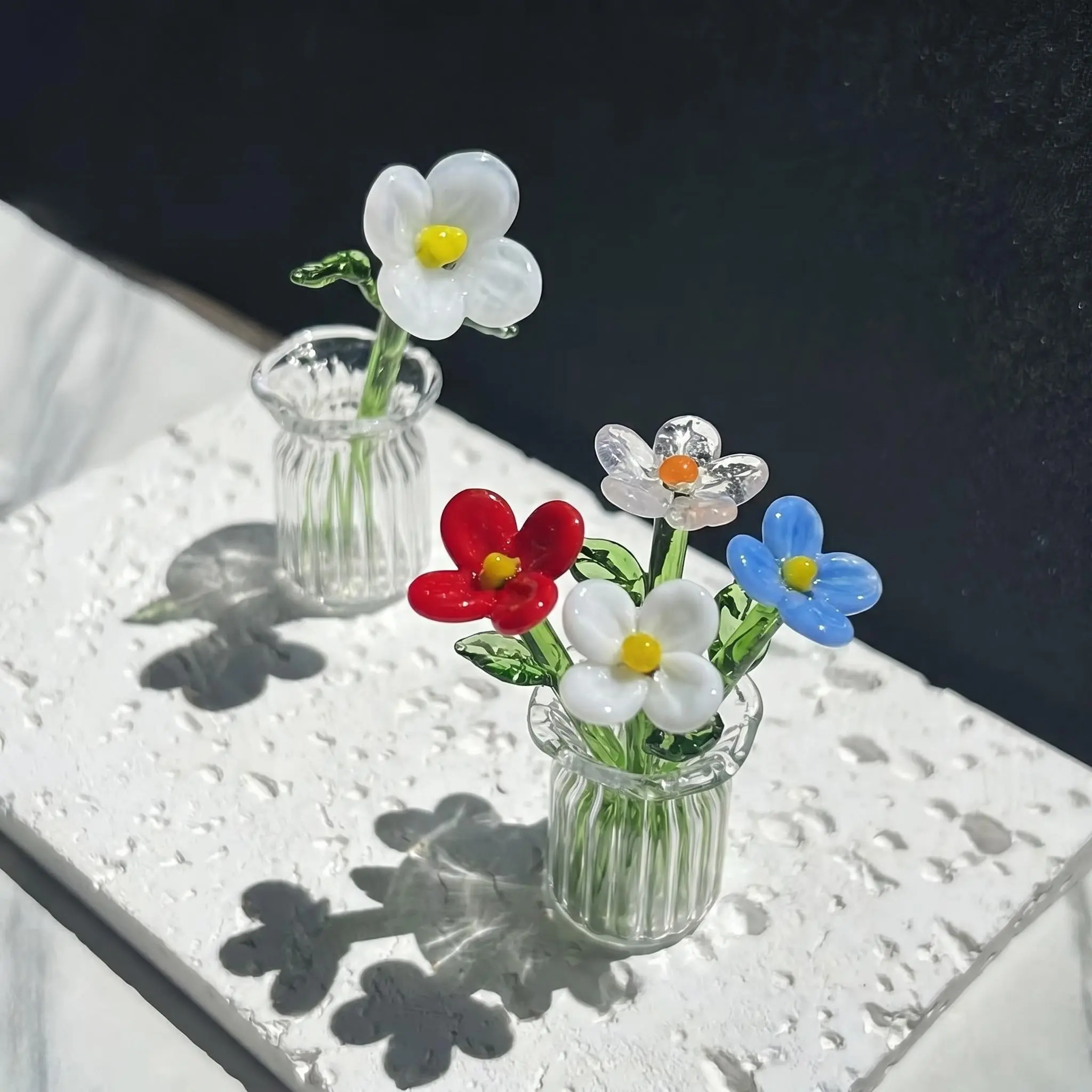 Mini Glass Flower Bouquets, Handmade Colored Blown Glass Flowers with Vases, Artificial Daisies for Mini Vase Decor, Mother's Day Gift, DIY Craft, Faux Floral Decor, Decorative Faux Flowers, DIY Fake Flowers, Faux Flower Decorations