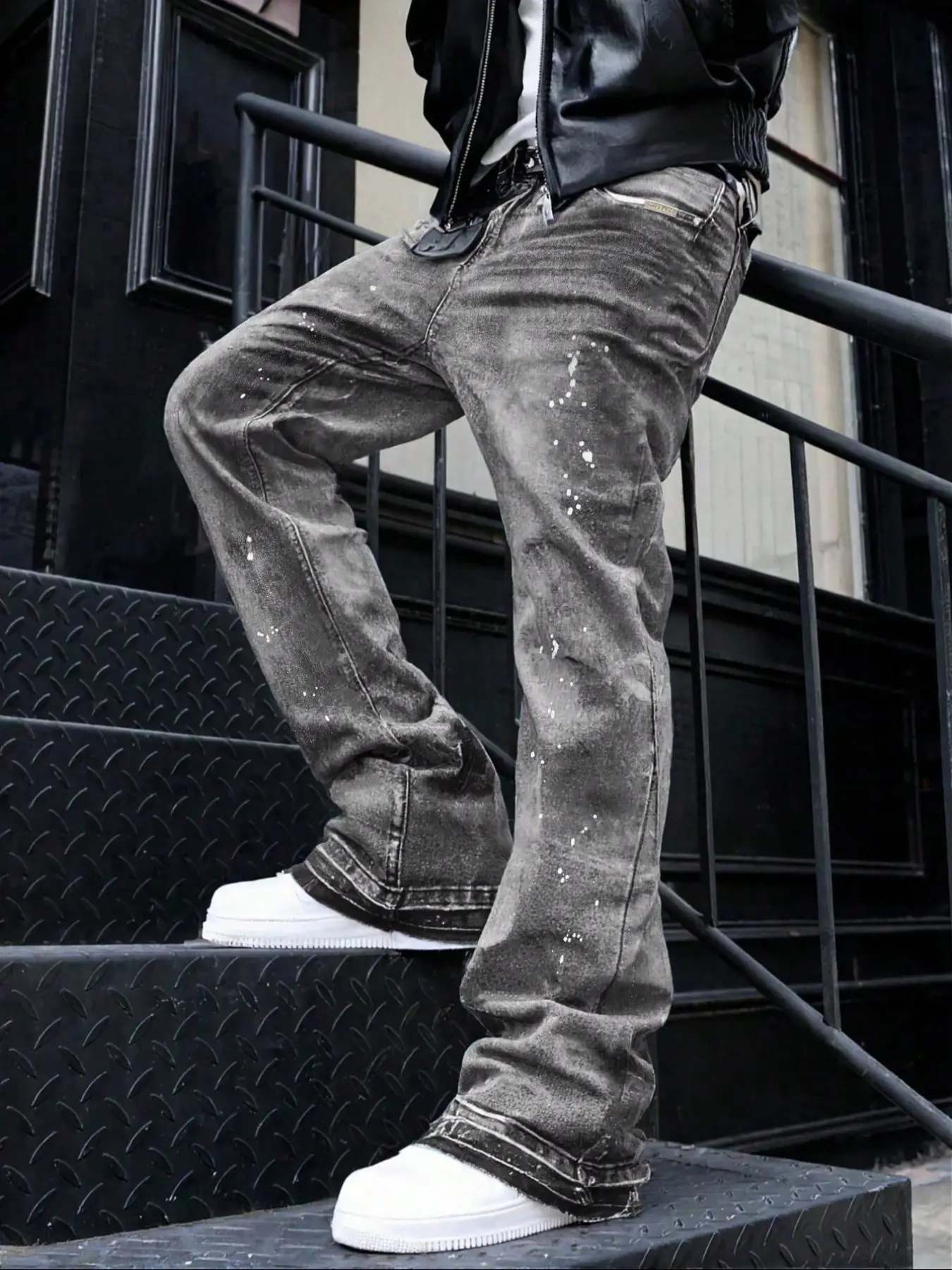 Men's High-End Casual Loose Fit Jeans, All Seasons Button Fly Zipper Micro Flare Pants, Plain Washed Denim Bottoms