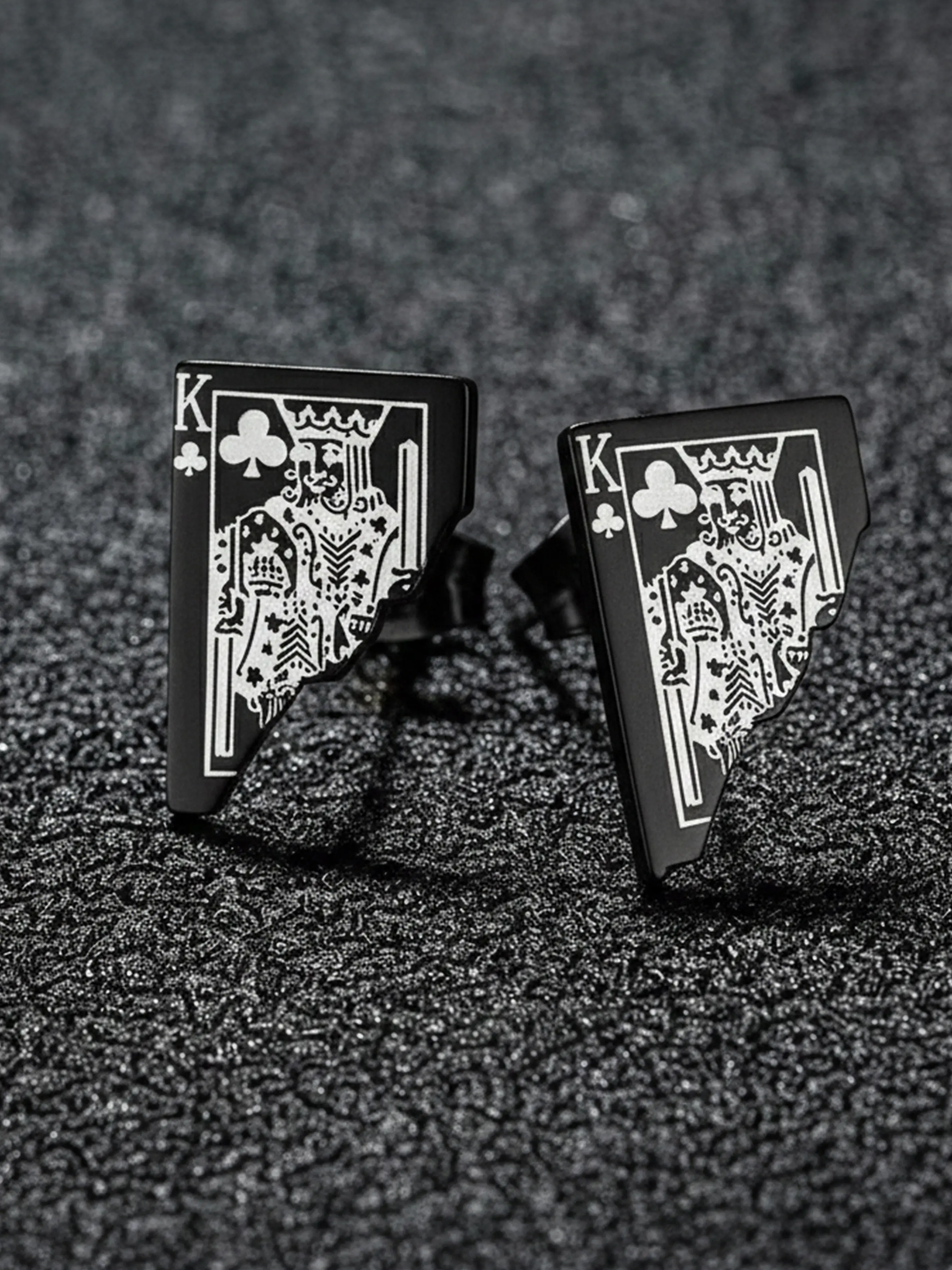 Vintage Poker Card Earrings, Simple Fashion Ear Studs, Creative Triangle Design, Unisex Jewelry, Stylish Accessory for All Occasions