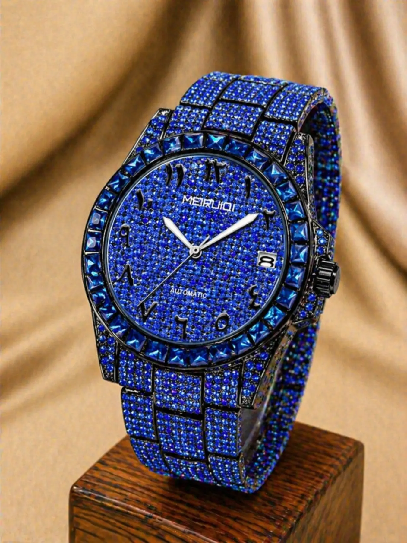 A men's popular European and American full diamond blue diamond hip-hop niche luminous pointer high-end fully automatic watch Trendy Wristwatch