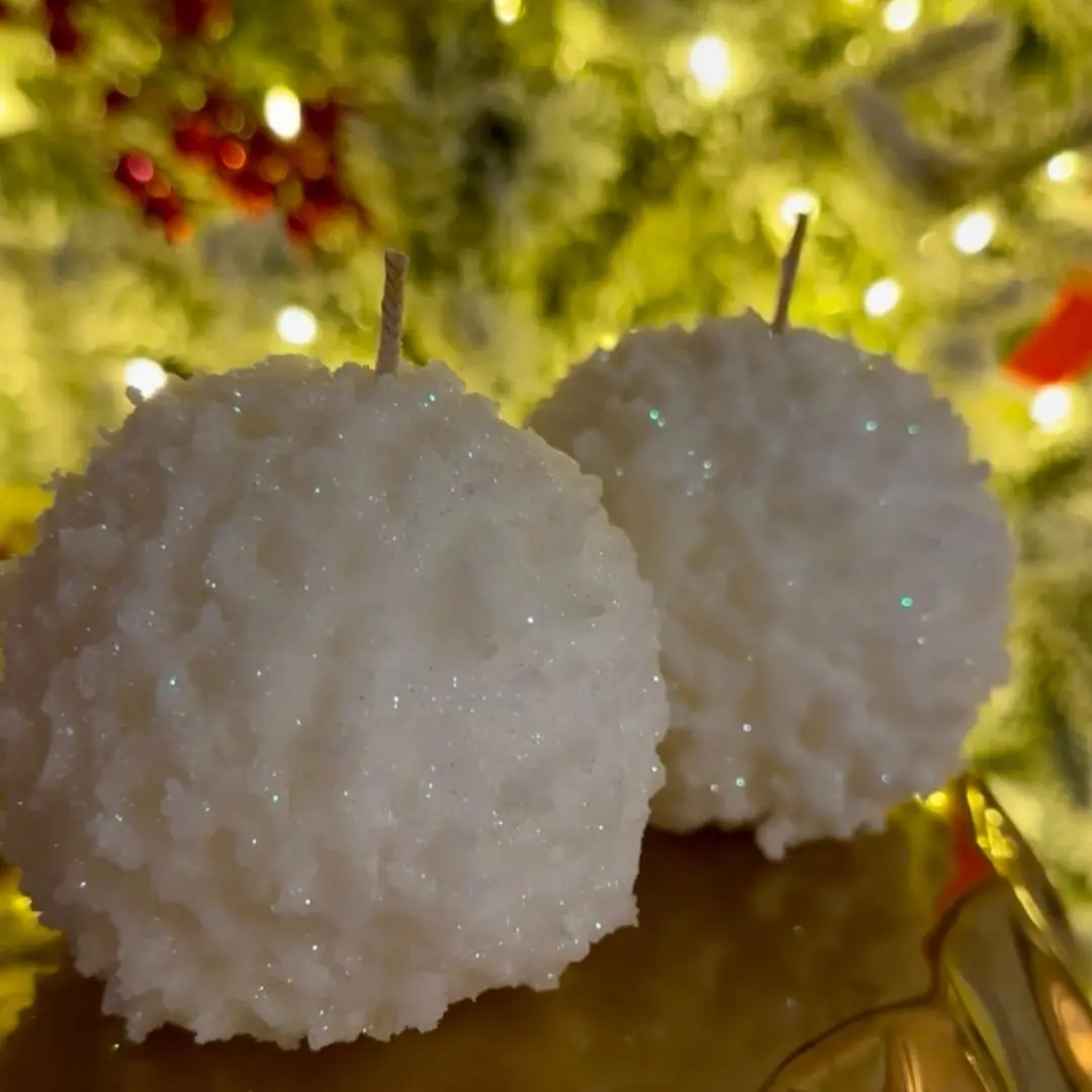 Signature Snowball Candle Set - Glittery White Snowballs for Festive Home Decor and Winter Wonderland Ambiance