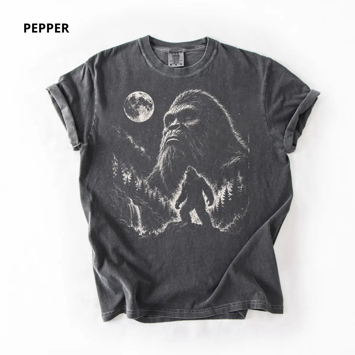 Comfort Colors Vintage Sasquatch Moon Sweatshirt, Bigfoot Howling to the Moon Graphic Apparel, Retro Cryptid Gift, Woodland Camping Outfit
