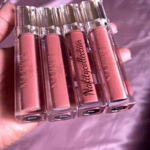 Ella Créme Lipgloss Hydrating