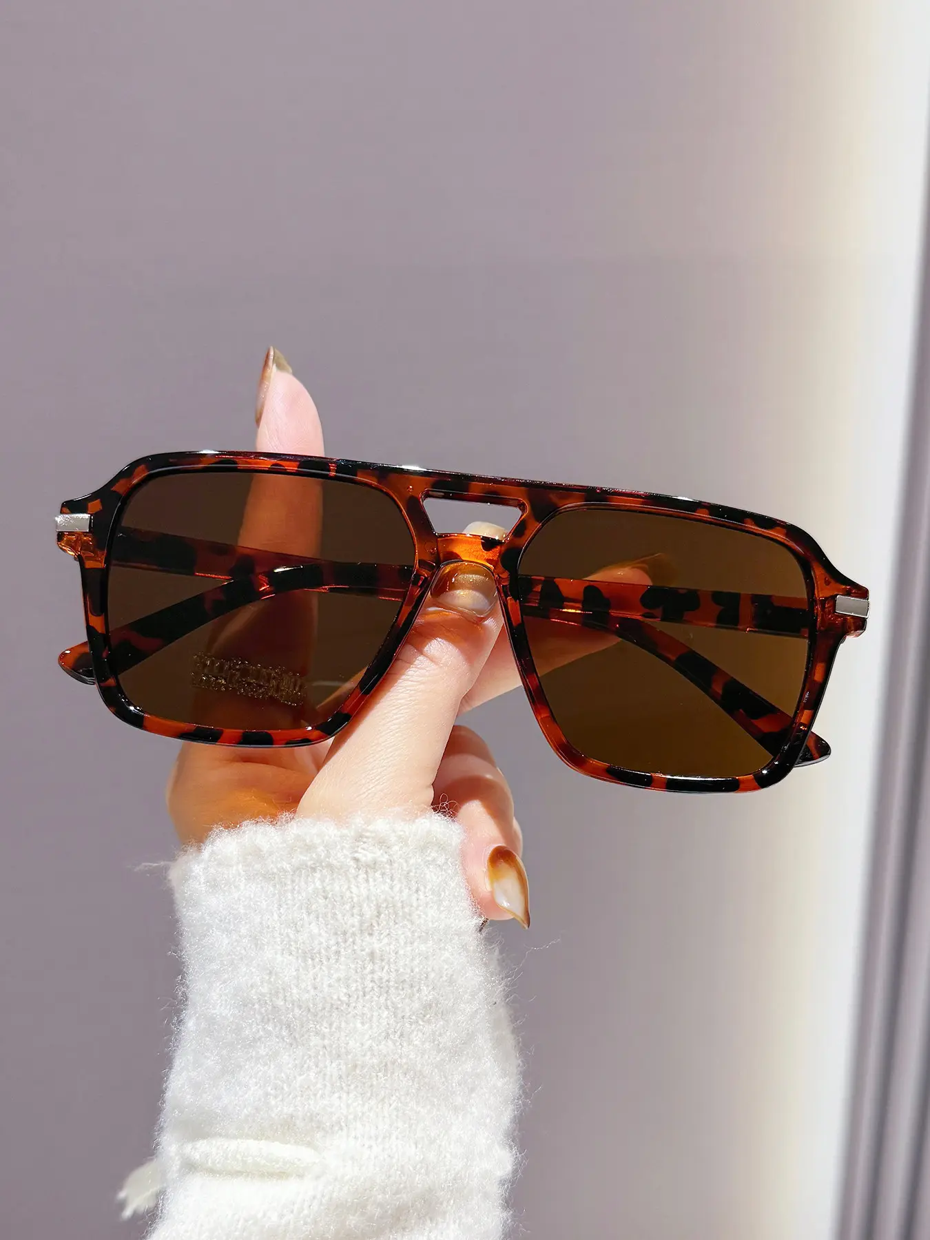 Women's Large Frame Glasses, Fashionable and Comfortable, Casual Stylish Glasses, Trendy Styling Sunglasses, Trendy Casual Sunglasses, Ideal for Outdoor Activities, Parties, Travel, Decor, Photo Props, Gift for Men, Sunglasses Gifts