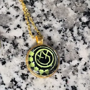 necklace- blink 182