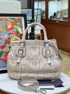 Pre-owned PRADA Leather Tote Bags Preloved Bag 33x26cm 12262