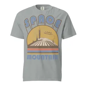Space Mountain Retro Sunset Graphic Tee | Vintage 80s Park Inspired Shirt | Unisex Relaxed Fit | 100% Soft Cotton  Fabric Vintage Washed Comfort Colors Tee  Distressed  Classic  Tshirt  Menswear womenswear unisex