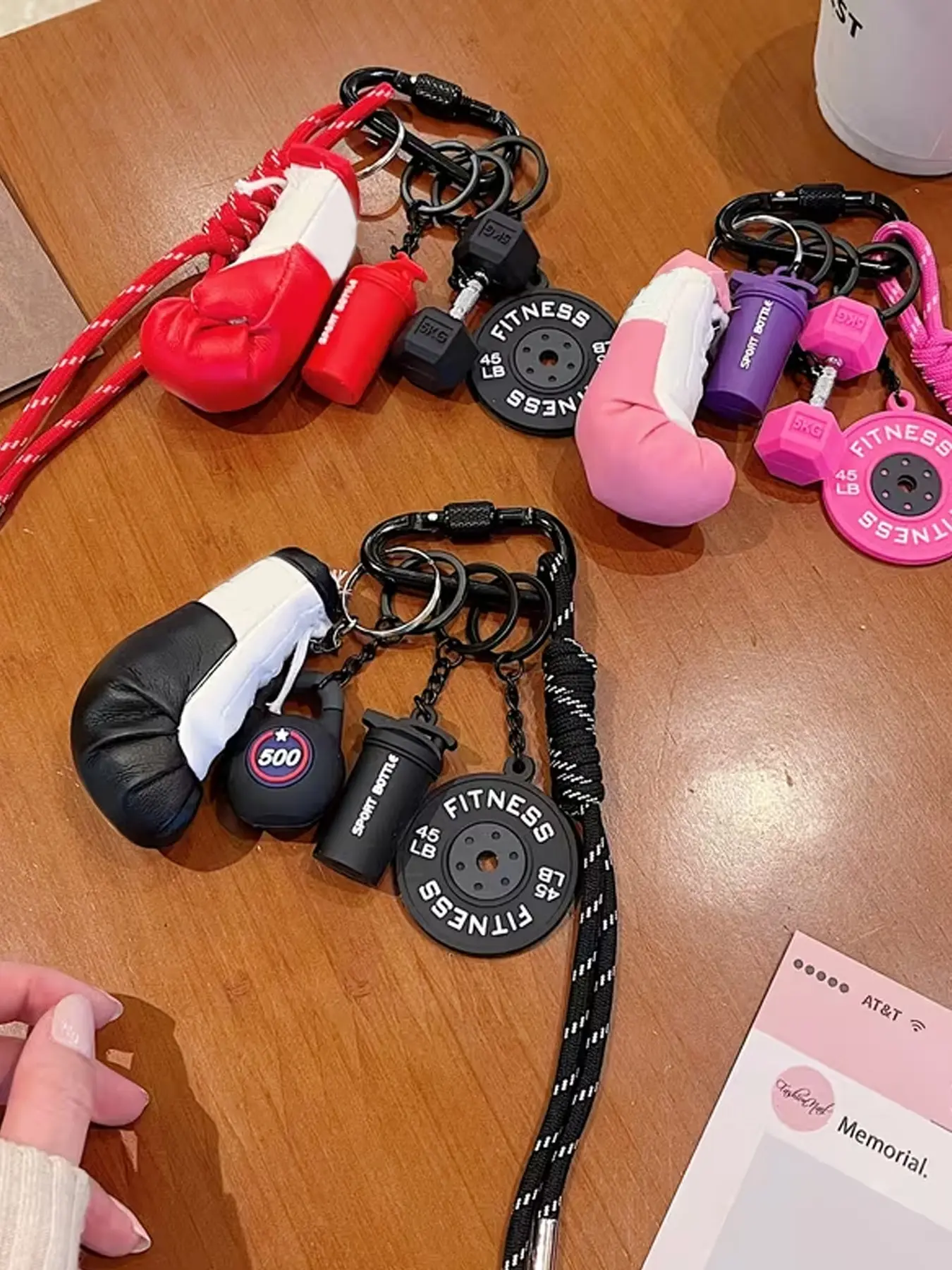 Fitness-Style Mini Boxing Series Keychain, Portable Keychain, Key Accessories, Featuring Mini Gloves Paired With Fitness Elements Like Dumbbells, And Weight Plates, Can Be Hung On Bags, Keys, Or Phones, Suitable For Daily Outings And Gym Check-Ins