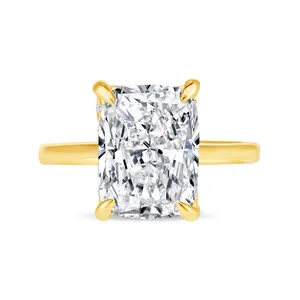 The Evelyn: 4CT Elongated Cushion Cut Diamond in 14K Gold
