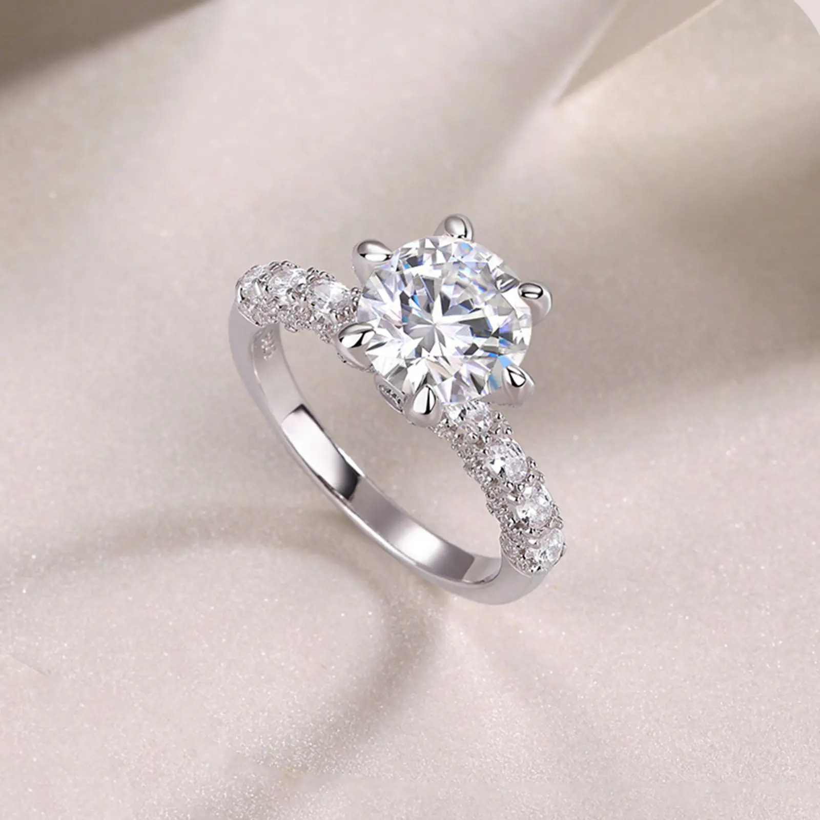 GEMESME 4CT Round Cut Classic Halo Solitaire Ring for Women, Cubic Zirconia Engagement Wedding Jewelry, Gift for Mother's Day