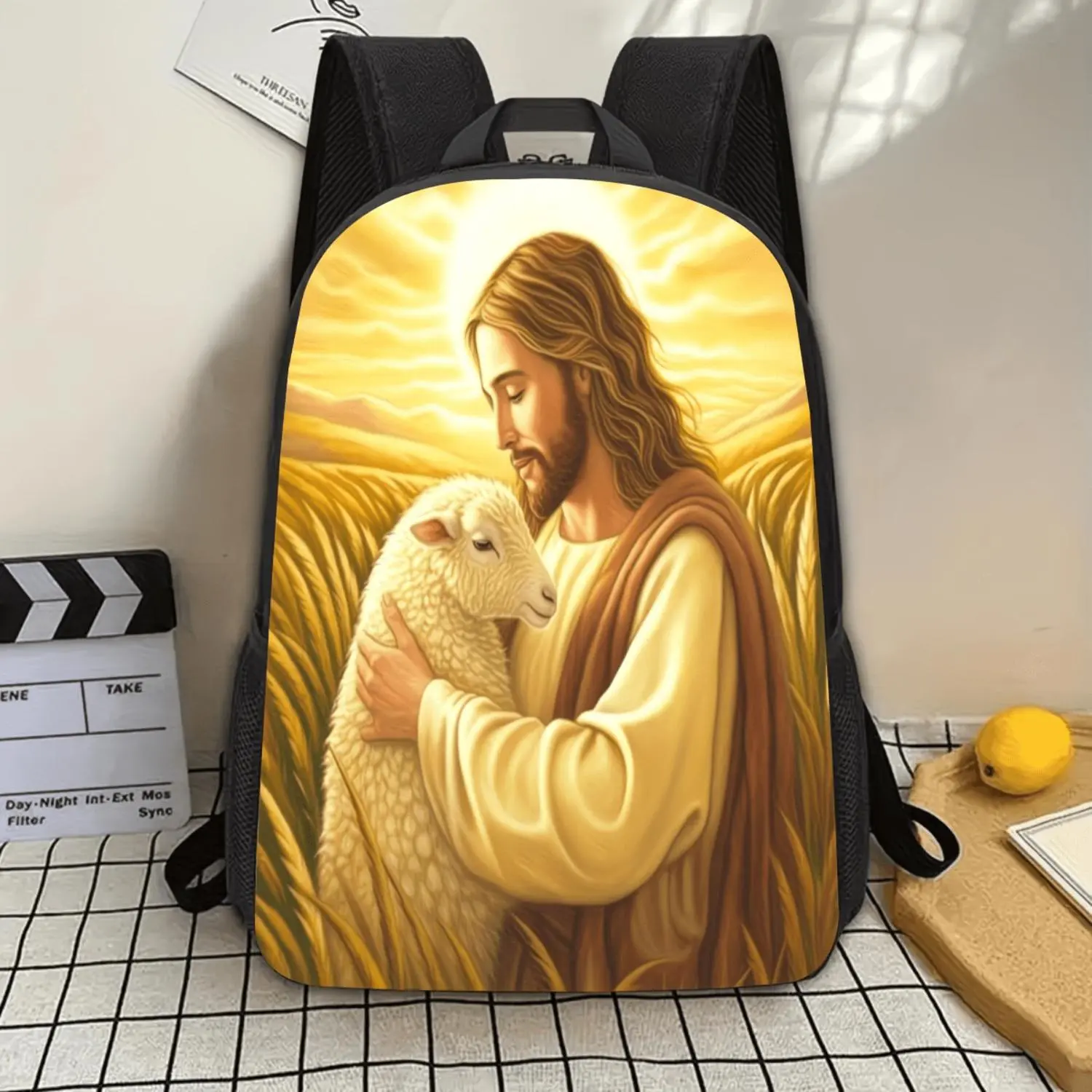 Casual 17-Inch Laptop Backpack, Jesus and Lamb Religious Theme, Lightweight Unisex Daypack for School and Travel with Water Bottle Holder, Basic