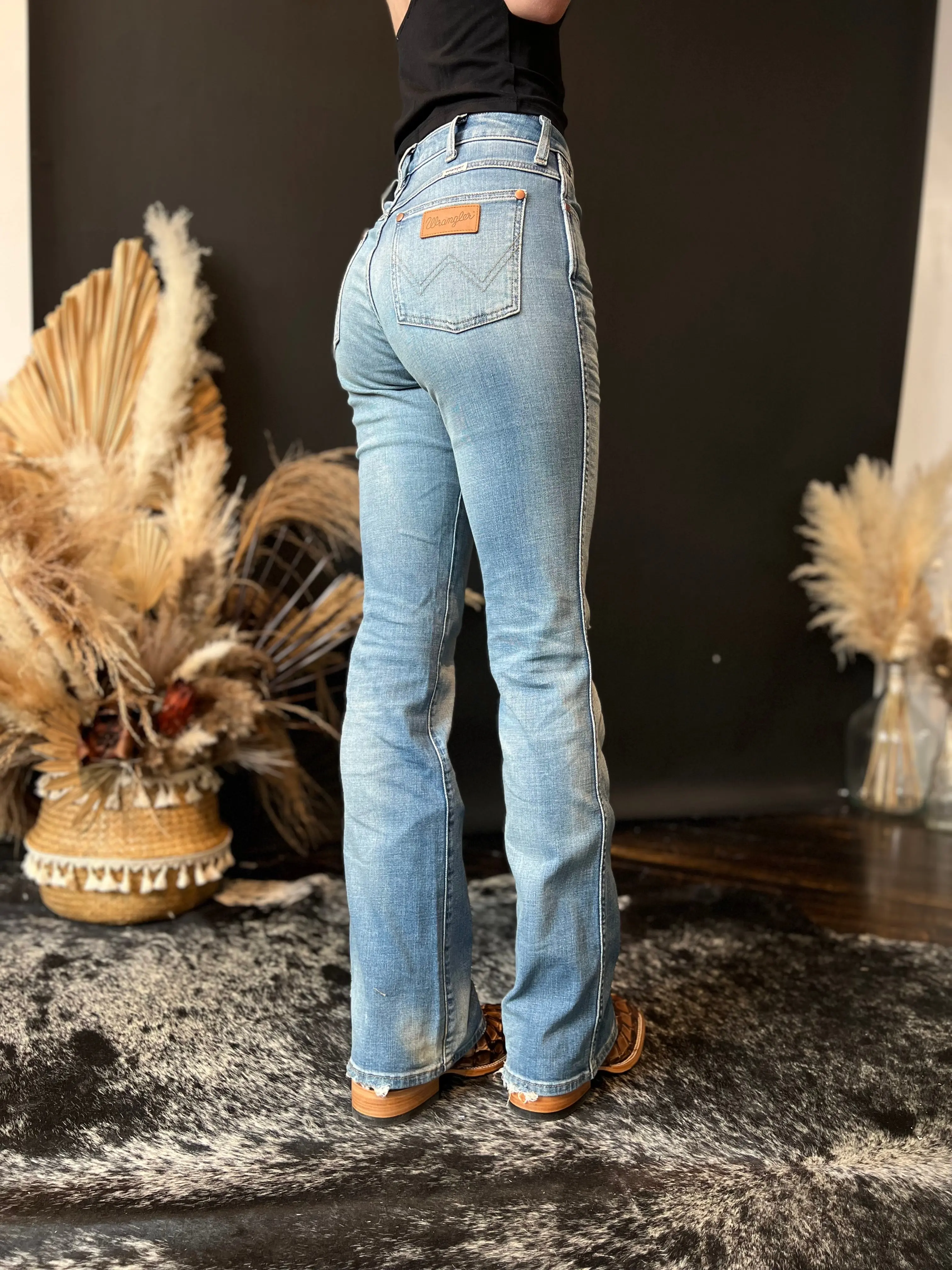 Final Sale ✨ Wrangler Megan Distressed Bootcut Women's Jeans