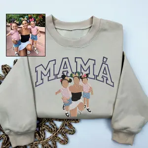 Custom Mama Embroidered Sweatshirt – Personalized Gift with Photo & Kids Names for Mother’s Day – Gift For New Mom
