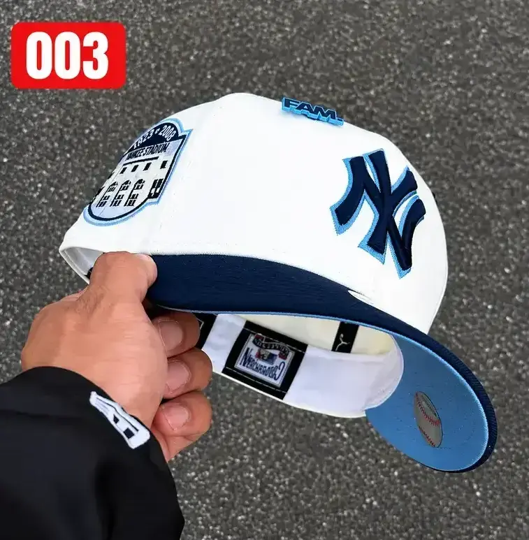 New Era 9FIFTY New York Yankees MLB Cap - Adjustable Classic Baseball Hat New Era 9FIFTY New York Yankees MLB Cap - Adjustable Classic Baseball Hat