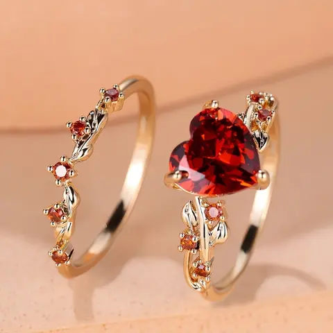 2-Piece Red Green Zirconia Inlaid Copper Band Rings Elegant Stackable Heart Puzzle Couple Rings for Wedding Engagement Matching Jewelry