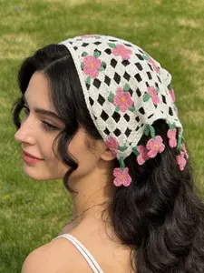 Women's Triangle Scarf, Vintage Boho Style Knitted Headband, Hollow Out Pattern, Perfect for Beach Holidays and Outdoor Events, Floral Print Scarf